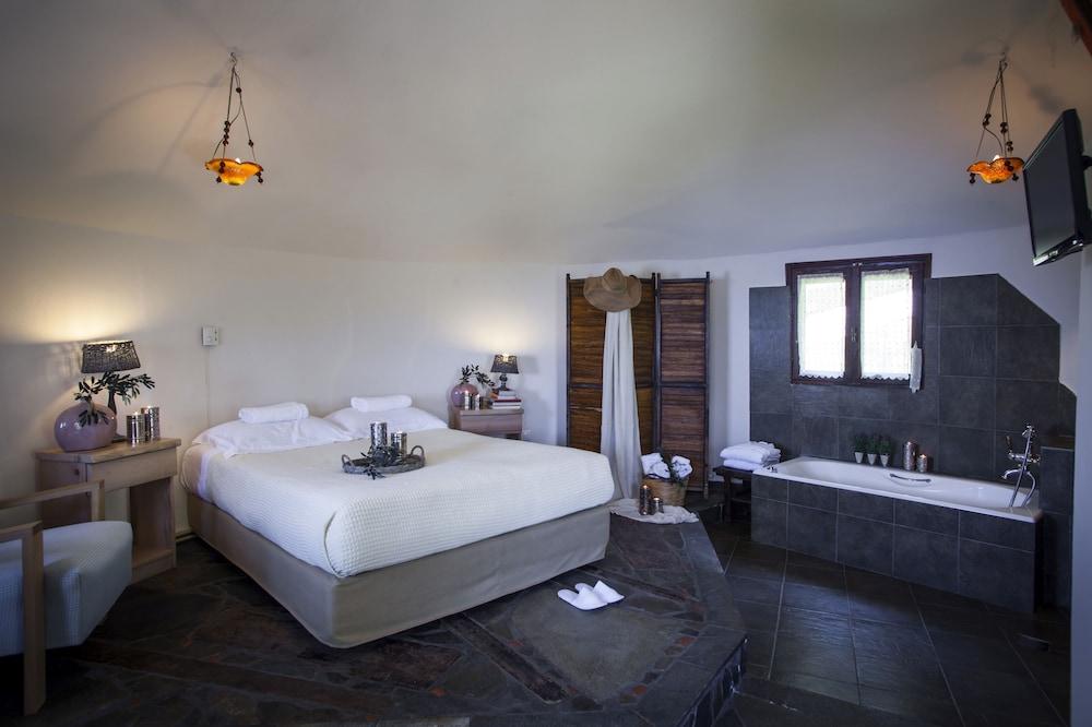 Dohos Boutique Hotel 라리사 외부 사진