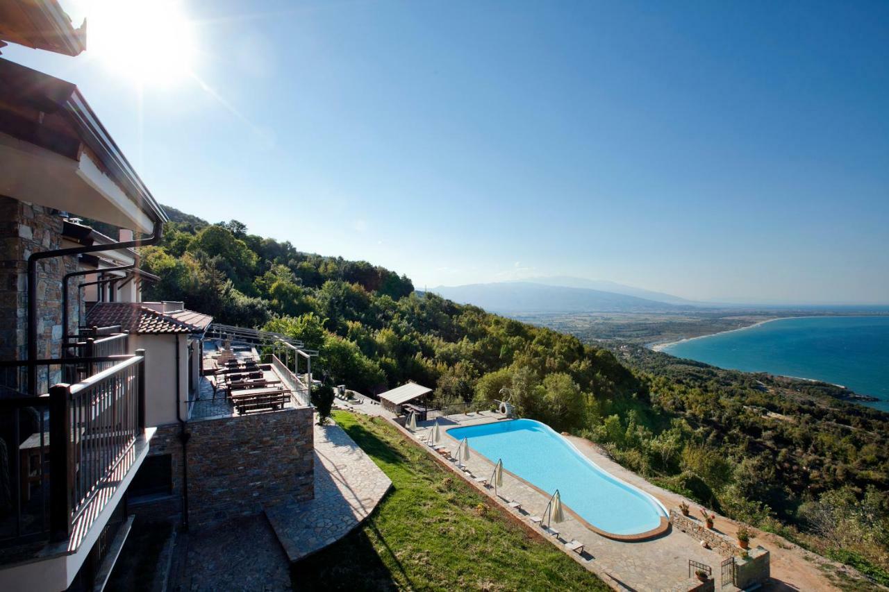 Dohos Boutique Hotel 라리사 외부 사진
